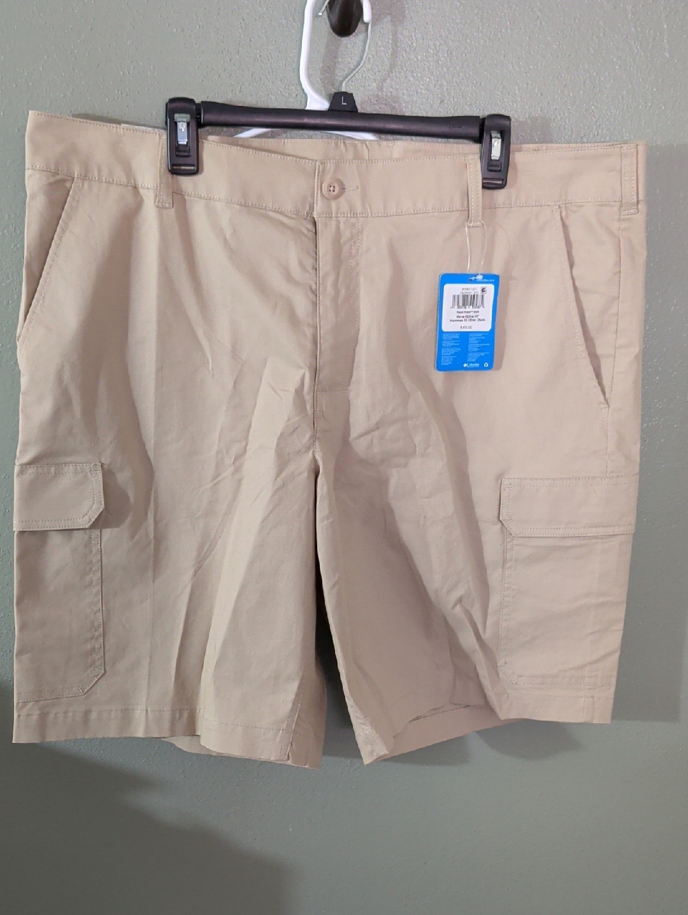 Columbia NWT  Men's Cargo Shorts 42/10